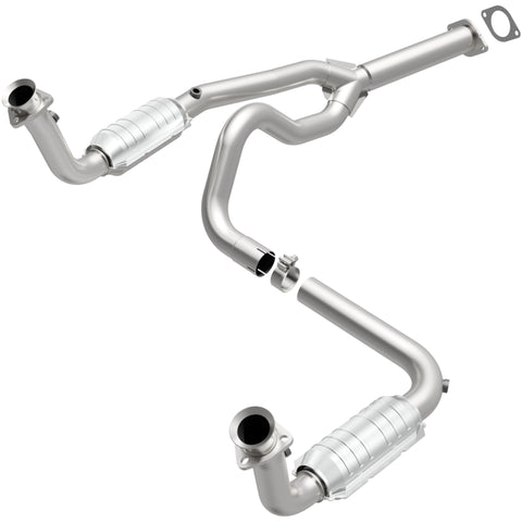 MagnaFlow Conv DF 00 Chevy Express 1500 5.7L - 49063