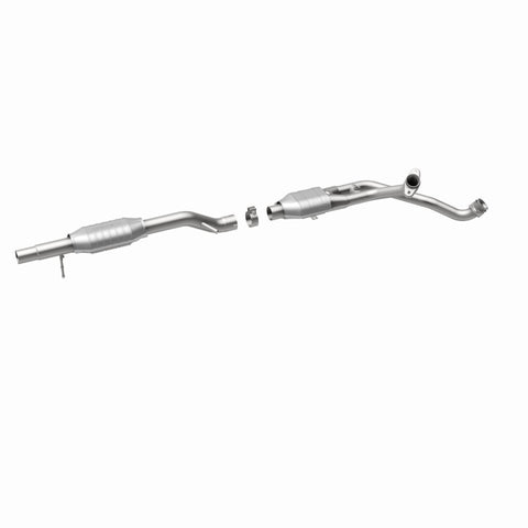 MagnaFlow Conv DF 87-93 Ford Bronco 4.9L / 87-95 F-150/F-250 (Non SD)/F-350 (Non SD) PU 4.9L (CA) - 334302