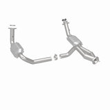 MagnaFlow DF Cat. Conv 02-06 Cadillac Truck. 8 5.3L Dual Conv. Y-Pipe Assy 2wd/Chevy Truck 99-07 - 51097