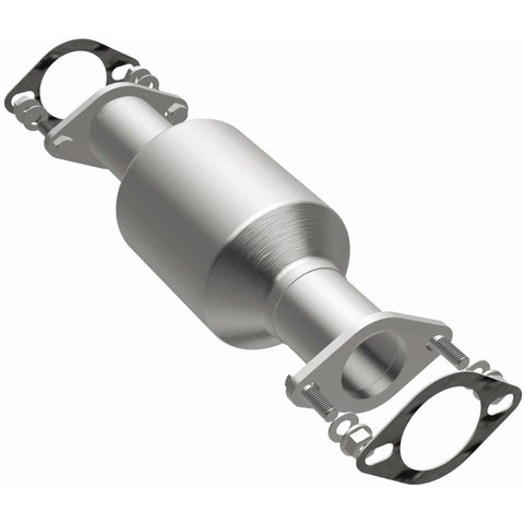 MagnaFlow Direct Fit Catalytic Converter 03-06 Kia Sorento 3.5L Rear (49 State) - 23623