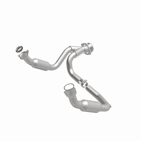 MagnaFlow Conv DF 2007-2008 Cadillac Escalade 6.2L - 5451631