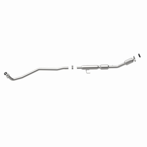 MagnaFlow Direct Fit Catalytic Converter 14-15 Toyota Corolla 1.8L - 52524
