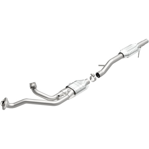 MagnaFlow Conv DF 87-93 Ford Bronco 4.9L / 87-95 F-150/F-250 (Non SD)/F-350 (Non SD) PU 4.9L (CA) - 334302