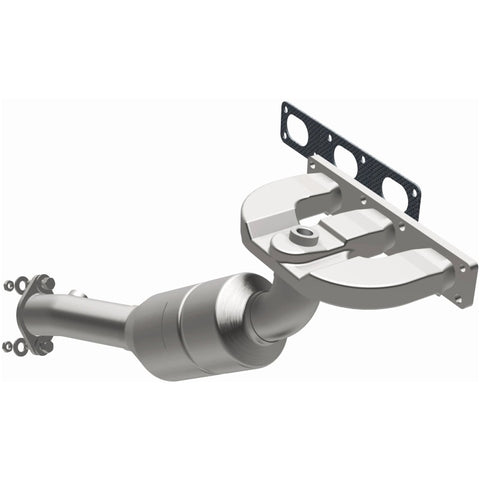 MagnaFlow Direct Fit Catalytic Converter BMW 5 01-03 Rear OEM - 49773
