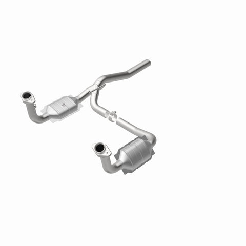 MagnaFlow Direct Fit Catalytic Converter 07-11 Dodge Nitro 4.0L - 51829