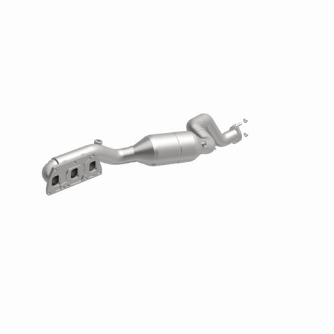 MagnaFlow Direct Fit Catalytic Converter 05-09 Audi A8 6.0L - 452798