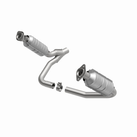 MagnaFlow Direct Fit Catalytic Conv 05-06 Dodge Dakota/2006 Mitsubishi Raider 3.7L Y-Pipe Assembly - 49462