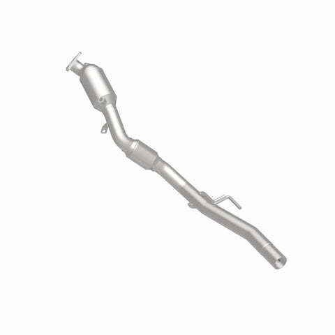 MagnaFlow Direct Fit Catalytic Converter 11-15 Volkswagen Touareg V6 3.6 OEM Underbody - 52411