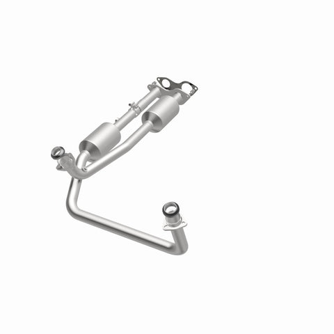 MagnaFlow Direct Fit Catalytic Converter California Grade 96-00 GM Tahoe/Yukon/Escalade 5.7L - 4451453