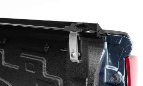 Lund 07-17 Chevy Silverado 1500 (8ft. Bed) Genesis Elite Roll Up Tonneau Cover - Black - 96894
