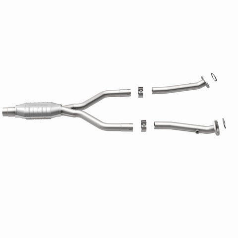 MagnaFlow Direct Fit Catalytic Converter 01-06 Lexus LS430 4.3L Rear - 24169