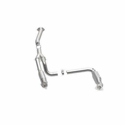 MagnaFlow Direct Fit Catalytic Converter 03- Chevy Express 4.3L/5.4L - 24081