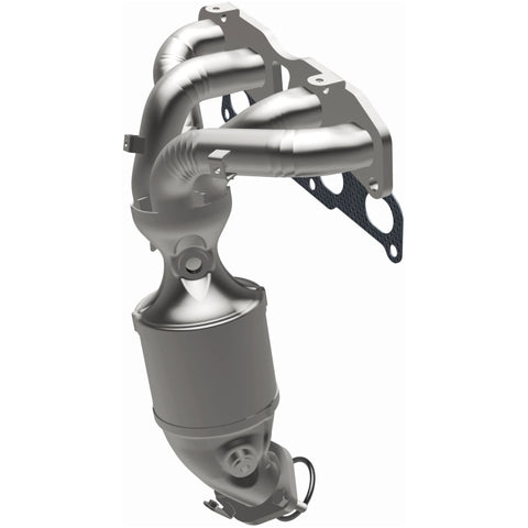 MagnaFlow Direct Fit Catalytic Converter 08-13 Nissan Rogue 2.5L CA - 5481295