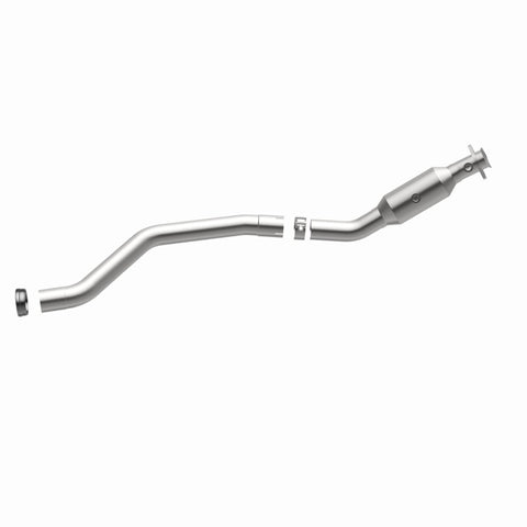 MagnaFlow Direct Fit Catalytic Converter 13-14 Mercedes-Benz GL450 V8 4.6 OEM Underbody - 21-485