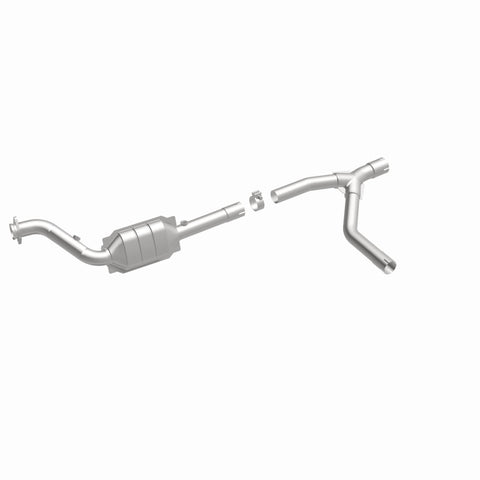 MagnaFlow Direct Fit Catalytic Converter 04-05 Dodge Ram 1500 Pickup 5.7L P/S - 93403
