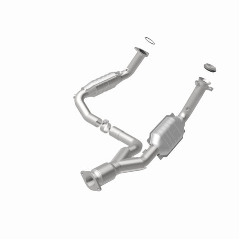 MagnaFlow Conv DF 06-09 Chevy Trailblazer SS 6.0L SS *NOT FOR SALE IN CALIFORNIA* - 93496