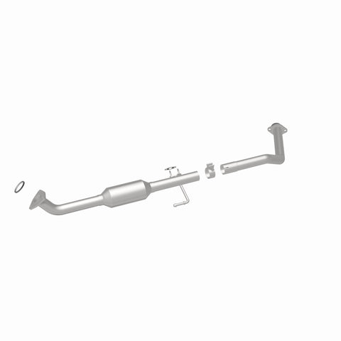 MagnaFlow Conv Direct Fit OEM 2001-2004 Toyota Sequoia Underbody - 4551060