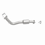 MagnaFlow Direct Fit Catalytic Converter 13-15 RAV4 2.5 Underbody - 52543