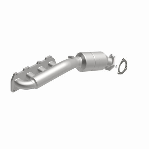 MagnaFlow Direct Fit Catalytic Converter 02-04 VW Passat 4.0L - 51197