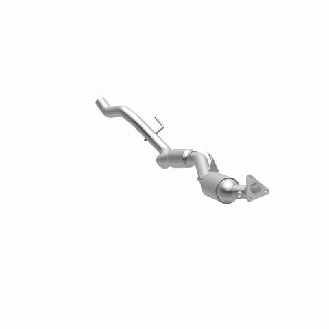 MagnaFlow 11-15 Touareg V6 3.6 Direct Fit Converter OEM Underbody - 52410