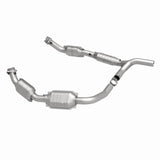 MagnaFlow Direct Fit Catalytic Converter 07-08 Ford E-150 4.6L - 51640