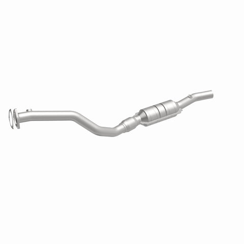 MagnaFlow Direct Fit Catalytic Converter 96-99 Audi A4/A4 Quattro 2.8L D/S (49 State) - 22962
