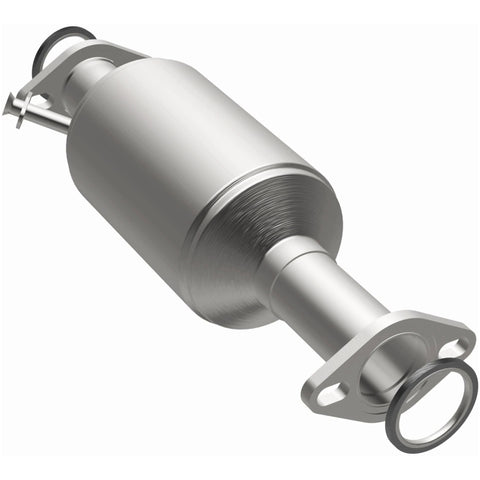 MagnaFlow Direct Fit Catalytic Converter 81-83 Toyota Pick Up 2.4L - 3391895