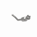 Magnaflow 13-15 Dodge Durango V6 3.6L OEM Grade / EPA Compliant Direct-Fit Catalytic Converter - 21-250