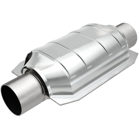 MagnaFlow Universal Catalytic Converter 2.25 w/ single O2 OEM - 51135