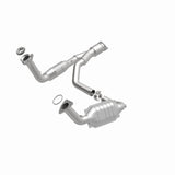 MagnaFlow Direct Fit Catalytic Converter 06-09 TB/Envoy 5.3/6.0 OEM - 49650