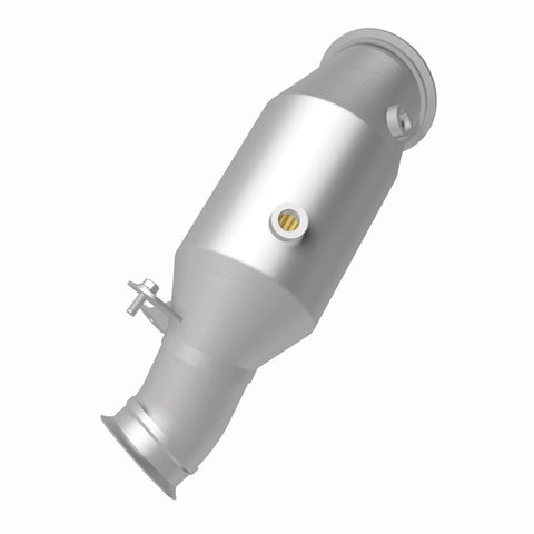 MagnaFlow 2014 BMW 335i GT xDrive 3.0L Underbody Direct Fit EPA Compliant Catalytic Converter - 52245