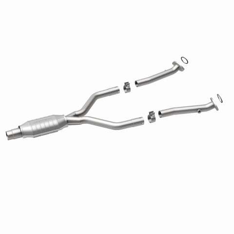 MagnaFlow Direct Fit Catalytic Converter 01-06 Lexus LS430 4.3L Rear - 51454
