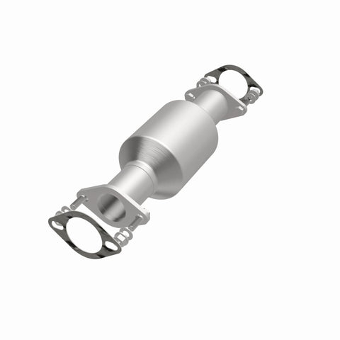 MagnaFlow Direct Fit Catalytic Converter 03-06 Kia Sorento 3.5L Rear (49 State) - 23623