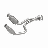 MagnaFlow Direct Fit Catalytic Converter 05-07 Ford F250/F350 5.4L - 49911