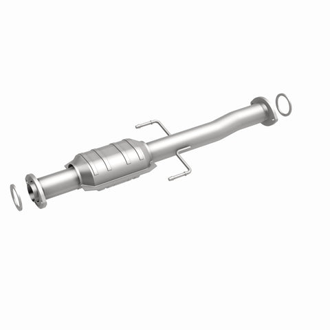 MagnaFlow Direct Fit Catalytic Converter 02-03 Toyota Tacoma 2.4L - 23757