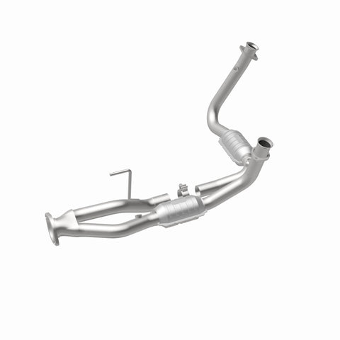MagnaFlow Direct Fit Catalytic Converter 05-06 Jeep Grand Cherokee 3.7L Y-Pipe Assembly - 49687