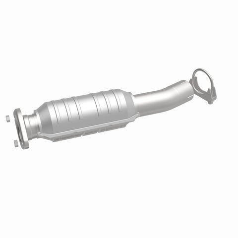MagnaFlow Direct Fit Catalytic Converter 04 Toyota Sienna 3.3L - 49099