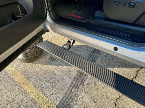 Body Armor 4x4 14-18 GM Silverado/Sierra 1500/2500/3500 (Gas Only) E-Power Board Steps - Black - GM-4500