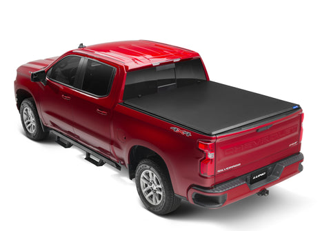 Lund 04-06 Chevy Silverado 1500 Fleetside (5.8ft. Bed) Hard Fold Tonneau Cover - Black - 969151