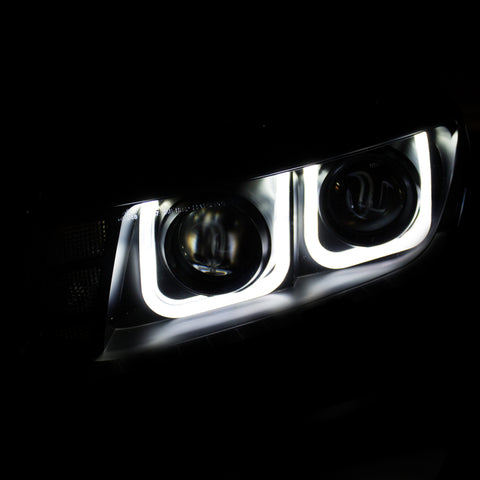 ANZO 2014-2015 Chevrolet Camaro Projector Headlights w/ U-Bar Black - 121508