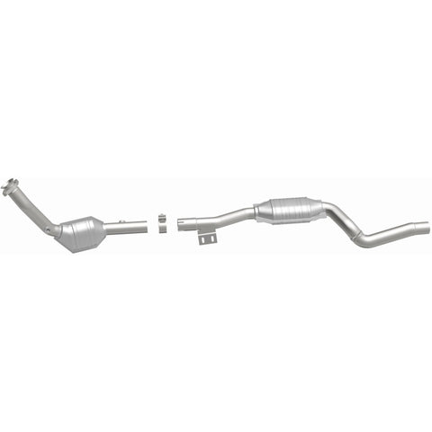 MagnaFlow Direct Fit Catalytic Converter 2003 ML350 3.7L Underbody - 52115