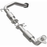 MagnaFlow 08-17 Toyota Sequoia 5.7L CARB Compliant Direct-Fit Catalytic Converter - 5582559