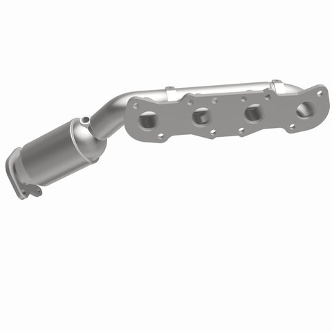 MagnaFlow Direct Fit Catalytic Converter 12-16 Hyundai Equus V8 5.0L Manifold - 22-092