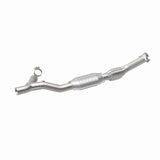 MagnaFlow Direct Fit Catalytic Converter 97-98 Ford Trucks 5.4L - 447130