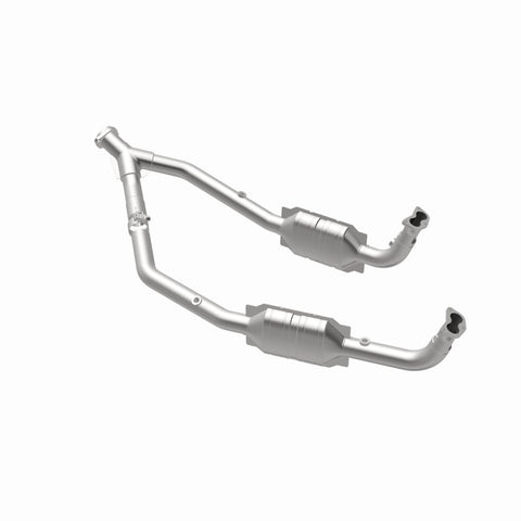 MagnaFlow Direct Fit Catalytic Converter 99-04 LR Discovery V8 OEM - 49720