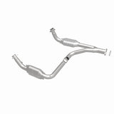 MagnaFlow Conv DF 07-09 Chevrolet/GMC Silverado/Sierra 2500 HD 6.0L Y-Pipe Assembly excludes Classic - 49644