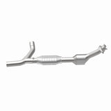 MagnaFlow Direct Fit Catalytic Converter 00-03 Ford Van 4.2L OEM - 49426