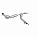MagnaFlow Direct Fit Catalytic Converter 01 Ford F150 5.4L - 49009