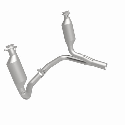 MagnaFlow 2004 Dodge Dakota 3.7L Direct Fit Catalytic Converter - 4651657