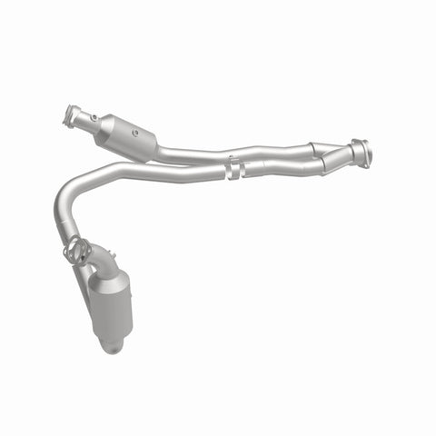 Magnaflow Conv DF 2015-2017 Transit-150 V6 3.5 OEM Underbody - 21-710